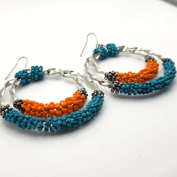 Lg Silvertone Circle Tangerine and Turquoise Seed Beads Silvertone Hook Earrings - Picture 2 of 4